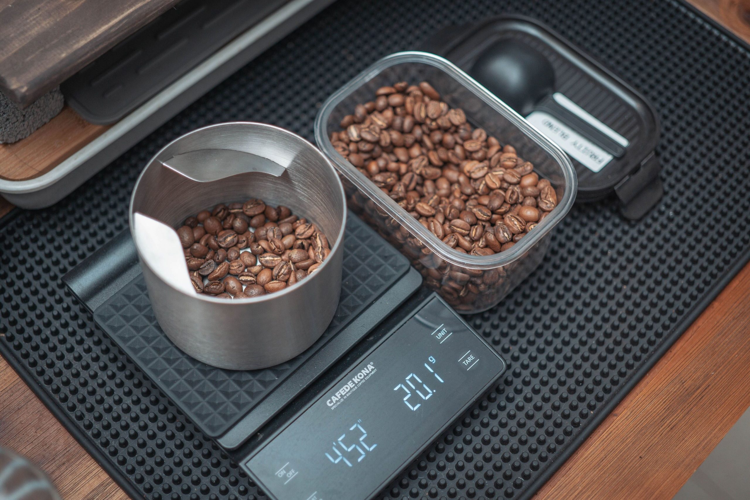 Artisan coffee brewing